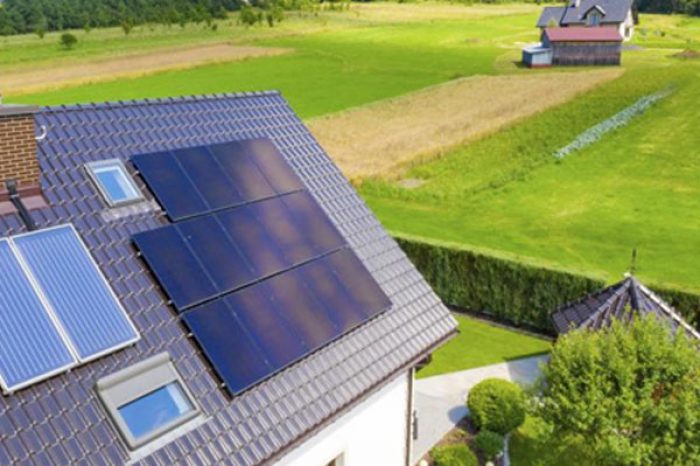 Capacity: 4.9 kW Place: Poland Module Type: All Black Module